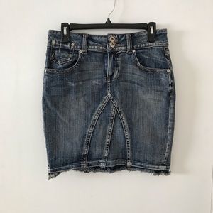 Raw hem denim skirt